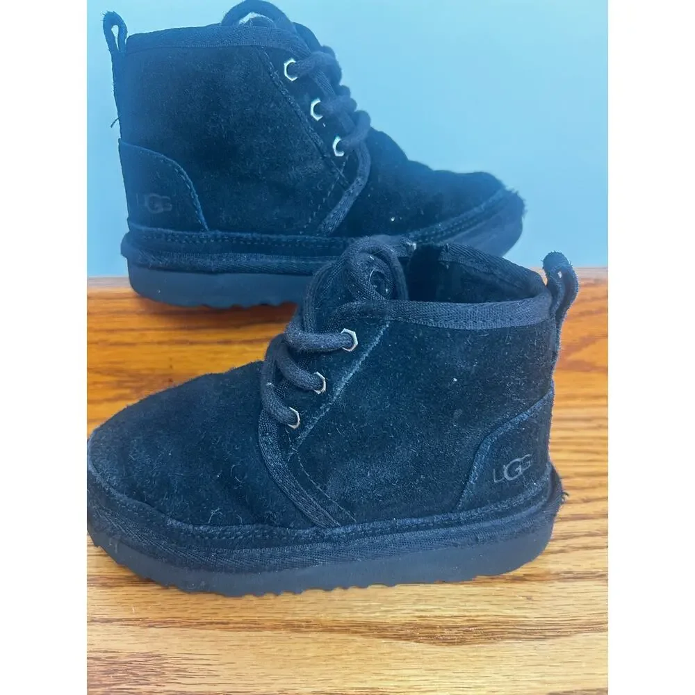 UGG Children's Size 10 Side Zip Suede Black 1017320T Boot Toddler